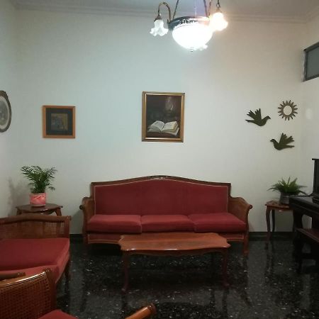 Danesi House Apartment Leonídion Екстериор снимка