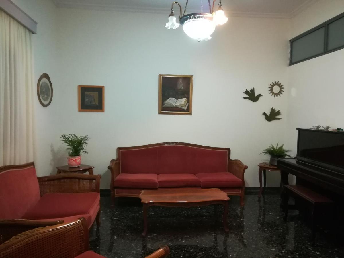 Danesi House Apartment Leonídion Екстериор снимка